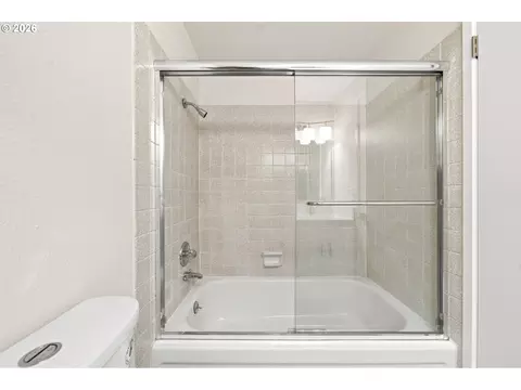 Bath - 2500 SW 15th St, Gresham, OR 97080 photo 4 of 4