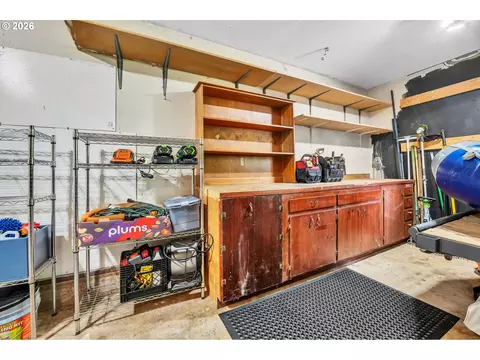 Other - 2897 Timberline Dr, Eugene, OR 97405 photo 9 of 11