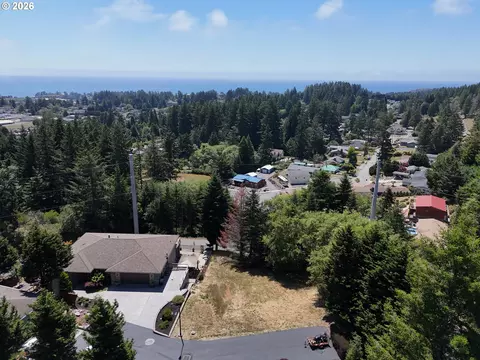 7774 Zoe Dr, Brookings, OR 97415 photo 7