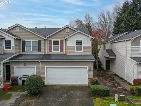 3077 SE Robin Cir, Hillsboro, OR 97123