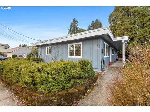 626 NW 28th St, Corvallis, OR 97330