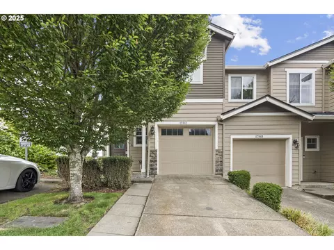 12942 SE 155th Ave, Happy Valley, OR 97086