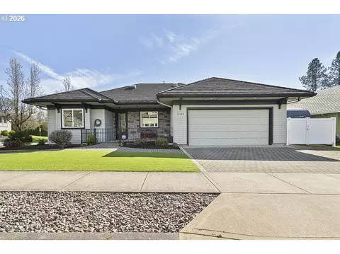 17144 SE Johnston Dr, Portland, OR 97236