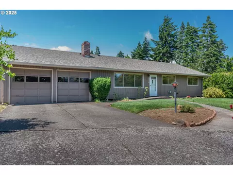 420 24th St, Hood River, OR 97031
