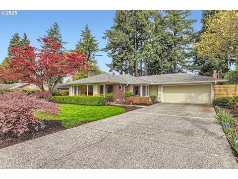 9645 SW Vista Pl, Portland, OR 97225