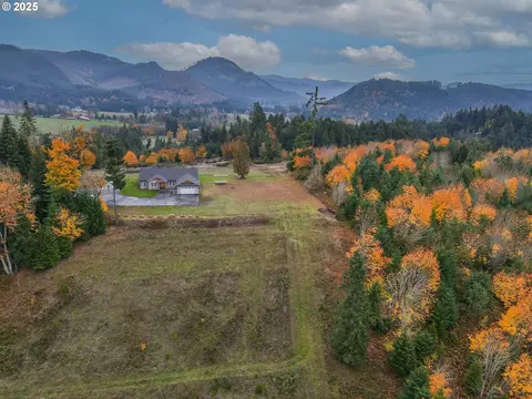 78714 Bryson Sears Rd, Cottage Grove, OR 97424