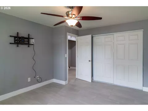 935 E Gladys Ave, Hermiston, OR 97838 photo 10