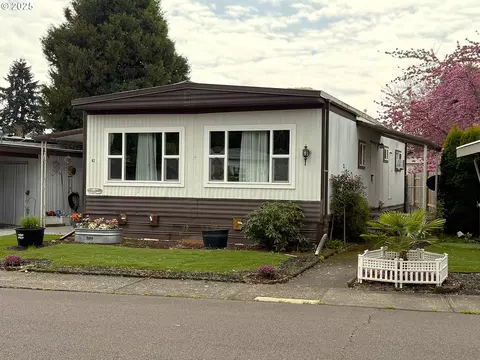 5355 River Rd N # 92, Keizer, OR 97303