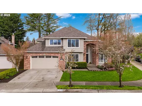 14153 Edenberry Dr, Lake Oswego, OR 97035