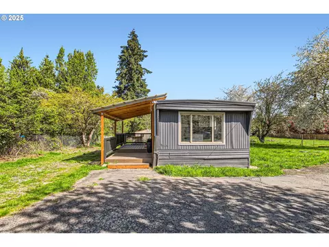 32301 SE Proctor St, Gresham, OR 97080
