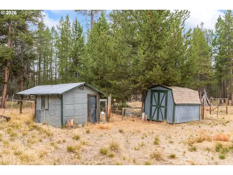 Exterior - 149930 Kurtz Rd, La Pine, OR 97739 photo 11 of 12