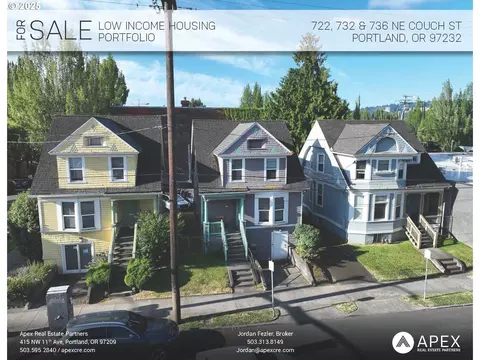 722 NE Couch St, Portland, OR 97232