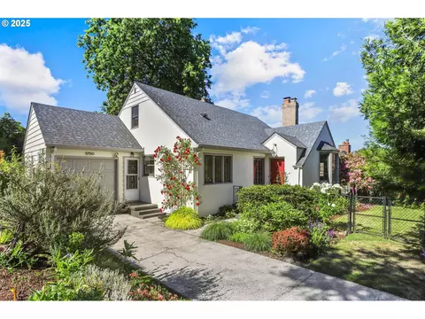 3750 SE Henry St, Portland, OR 97202
