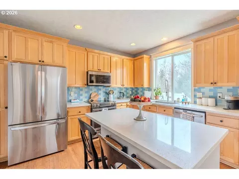 Kitchen - 1861 NW Wonderview Ave, Gresham, OR 97030 photo 1 of 7