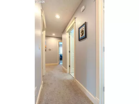 Entry Way - 1861 NW Wonderview Ave, Gresham, OR 97030 photo 3 of 3