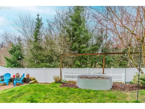 Exterior - 1861 NW Wonderview Ave, Gresham, OR 97030 photo 4 of 6