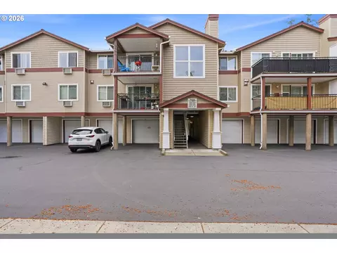 760 NW 185th Ave #105, Beaverton, OR 97006