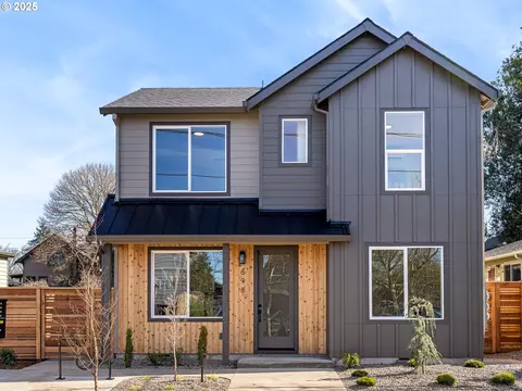 698 SE 47th Ave, Portland, OR 97215
