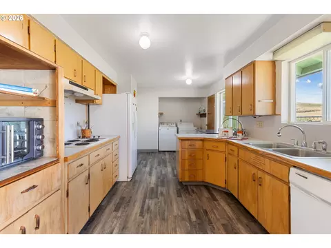 46113 Adams Rd, Pendleton, OR 97801 photo 12
