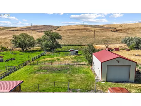 46113 Adams Rd, Pendleton, OR 97801 photo 3