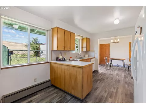 46113 Adams Rd, Pendleton, OR 97801 photo 13