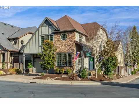 16472 SW 133rd Ter, Tigard, OR 97224