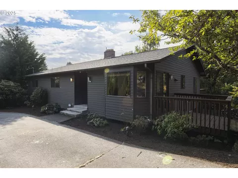 3304 SW Dolph Ct, Portland, OR 97219