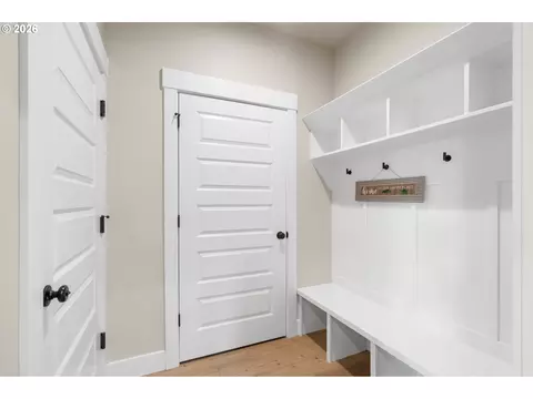 Entry Way - 316 Sage St, Boardman, OR 97818 photo 2 of 2