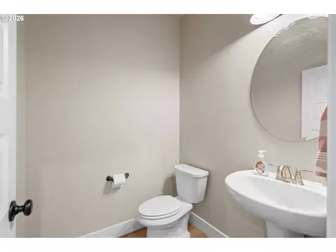 Bath - 316 Sage St, Boardman, OR 97818 photo 6 of 6