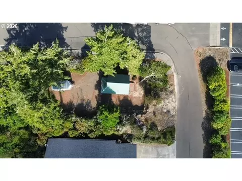 View/Area - 1425 Pine St, Florence, OR 97439 photo 1 of 2
