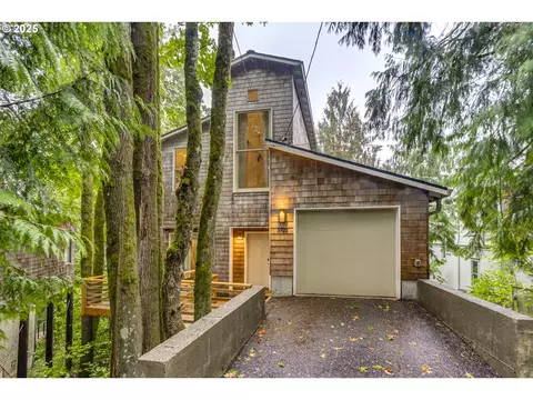 5721 SW Salmon St, Portland, OR 97221