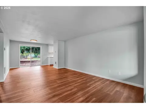 13137 SE Francis St, Portland, OR 97236