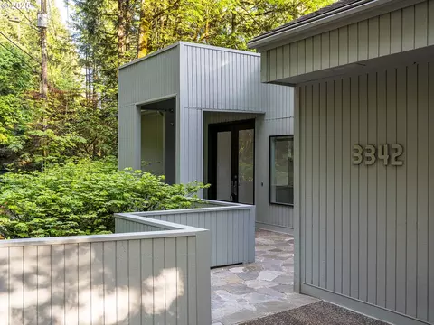 3342 SW Fairmount Blvd, Portland, OR 97239