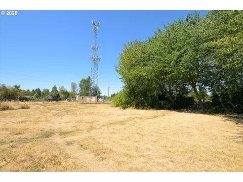 2002 Kintyre St, Eugene, OR 97402 photo 21