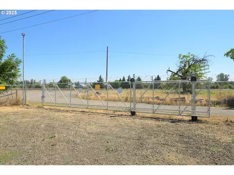 2002 Kintyre St, Eugene, OR 97402 photo 39