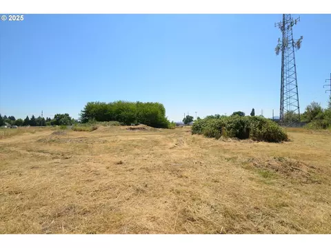 2002 Kintyre St, Eugene, OR 97402 photo 26