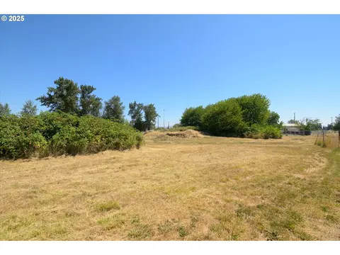2002 Kintyre St, Eugene, OR 97402 photo 27