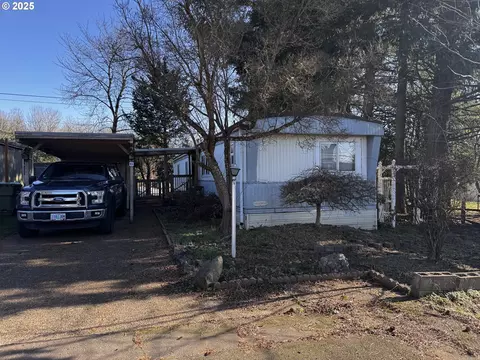 1103 N Springbrook Rd #53, Newberg, OR 97132