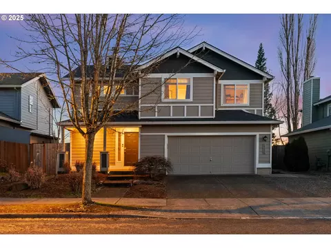 15236 SE Oregon Trail Dr, Clackamas, OR 97015