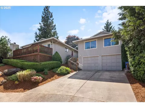171 NE Olvera Ct, Gresham, OR 97030