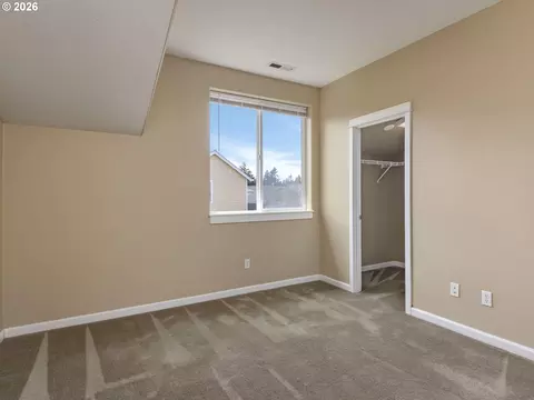 Bedroom - 830 NW Council Dr, Gresham, OR 97030 photo 3 of 6