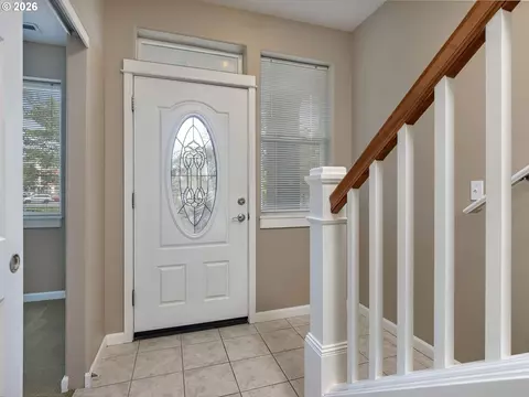 Entry Way - 830 NW Council Dr, Gresham, OR 97030 photo 1 of 2