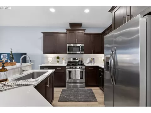 Kitchen - 2876 S Nectarine St, Cornelius, OR 97113 photo 1 of 7