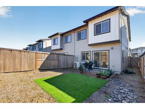Exterior - 2876 S Nectarine St, Cornelius, OR 97113 photo 4 of 6