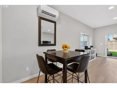 Dining - 2876 S Nectarine St, Cornelius, OR 97113 photo 1 of 2