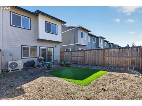 Exterior - 2876 S Nectarine St, Cornelius, OR 97113 photo 3 of 6