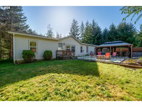 91627 Walluski Loop, Astoria, OR 97103
