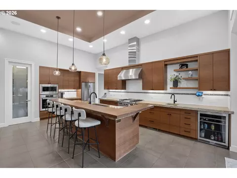 Kitchen - 8073 S Sconce Rd, Canby, OR 97013 photo 1 of 3