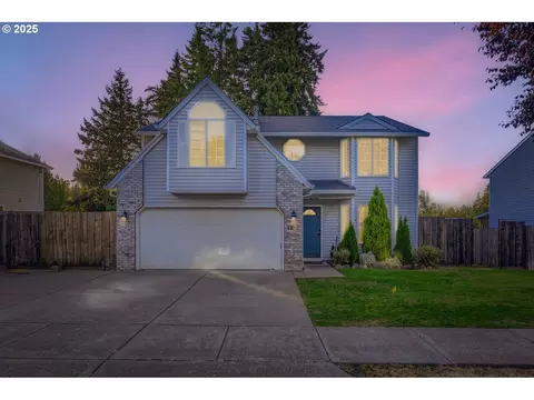 2157 Dorsey Dr, Hubbard, OR 97032