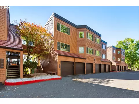 142 Oswego Smt, Lake Oswego, OR 97035
